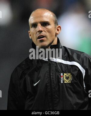 Calcio - Coca Cola Football League One - MK Dons v Norwich City - stadio MK. Alex Rae, primo allenatore di squadra di Milton Keynes Dons Foto Stock