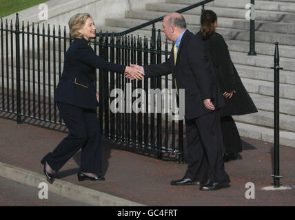 Il Segretario DI Stato AMERICANO Hillary Clinton incontra Willie Hay, Presidente dell'Assemblea dell'Irlanda del Nord presso il Castello di Stormont a Belfast. Foto Stock