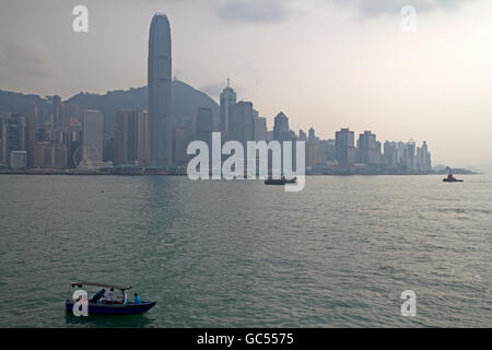 Vista sul Porto Victoria dal Tsim Sha Tsui Foto Stock