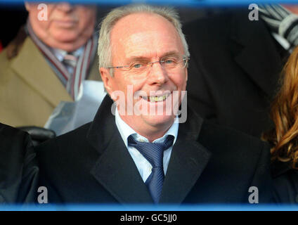 Il direttore del Football Sven Goran Eriksson della contea di Notts durante la partita della Coca-Cola League Two a Gigg Lane, Bury. Foto Stock