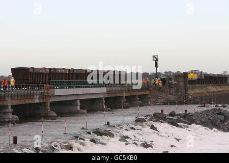 LAVORATORI CIE al Viadotto ferroviario a Malahide, Co. Dublino. Foto Stock