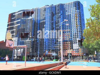 Moderne università RMIT edificio in Melbourne Australia Foto Stock