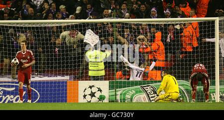 Soccer - UEFA Champions League - Gruppo E - Liverpool v Fiorentina - Anfield Foto Stock