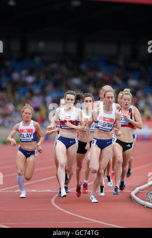 Charlene THOMAS, Laura Muir, Laura WEIGHTMAN, Melissa COURTNEY & Bobby argilla, Donna 1500m - Finale, 2016 del Campionato Britannico, Birmingham Alexander Stadium Regno Unito. Foto Stock