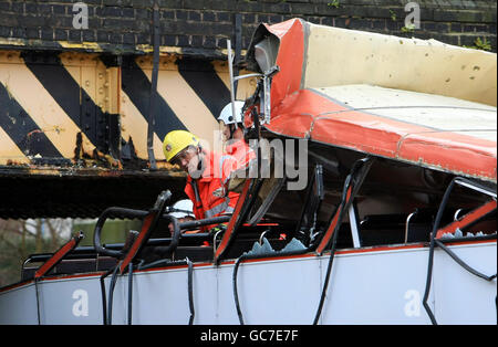 Ponte di bus hits Foto Stock