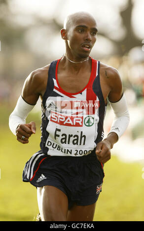 Atletica - Campionati europei di fondo - Dublino. Il Mo Farah della Gran Bretagna durante l'evento Senior Men's durante i Campionati europei di cross-country di Dublino. Foto Stock