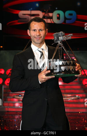 Vincitore della personalità sportiva dell'anno 2009, Ryan Giggs durante i premi BBC Sports Personality of the Year alla Sheffield Arena di Sheffield . Foto Stock