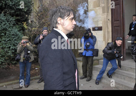 Pete Doherty in tribunale Foto Stock