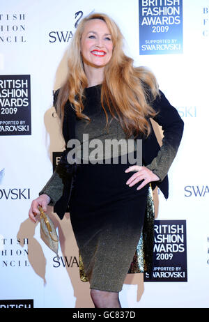 Jerry Hall arriva per i British Fashion Awards alla Royal Courts of Justice di Londra. Foto Stock