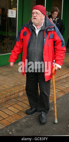 Ian McNicol, il padre dell'adolescente assassinato Dinah McNicol, arriva a Chelmsford Crown Court, Chelmsford, Essex. Foto Stock