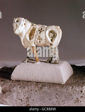 Belle arti, mondo antico, sumerico, scultura, Bull, calcare e argento, eriod, circa 3500 - 3200 BC, Iraqi National Museum, Bagdad, Foto Stock