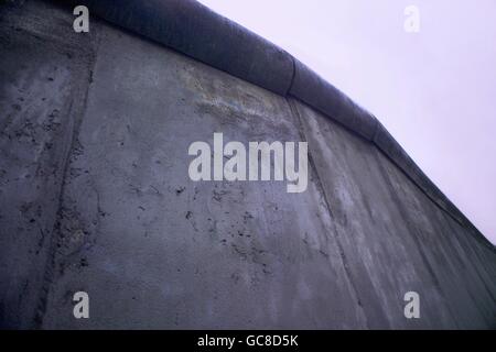 Geografia / viaggio, Germania, Berlino, Muro di Berlino, la morte, sito commemorativo a Bernauer Strasse, 9.11.2004, diritti aggiuntivi-clearences-non disponibile Foto Stock