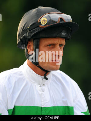 Horse Racing - Ladies Night - Nottingham Racecourse Foto Stock