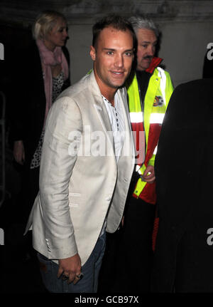 Calum Best Arriving for the Brit Awards Universal afterparty al mandarin Oriental di Londra. Foto Stock