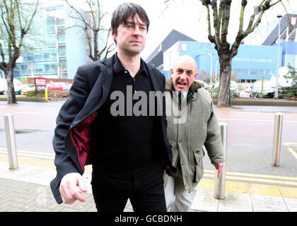 Pete Doherty causa in tribunale Foto Stock