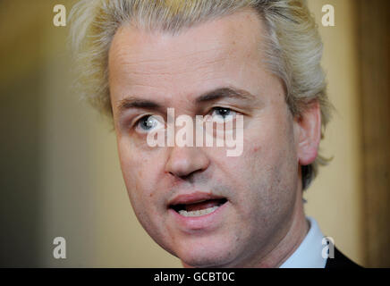 Il deputato olandese di destra Geert Wilders dà una conferenza stampa a Londra dopo una proiezione del suo film, Fitna, presso la Camera dei Lord, che ha contenuti anti-musulmani . Foto Stock