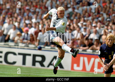 Calcio - Euro 96 - GRUPPO A - Inghilterra v Scozia - Wembley Stadium Foto Stock