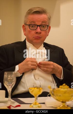 Lord Cancelliere e giustizia segretario Michael Gove durante la cena di Sua Maestà, Giudici ospitato dal Sindaco della città di Londra, Jeffrey Mountevans, presso la Mansion House nel centro di Londra. Foto Stock