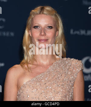 Gwyneth Paltrow arriva al Premio Mondiale per gli Sport Laureus, che si tiene all'Emirates Palace di Abu Dhabi. Foto Stock