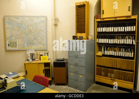 Interno della Stasi Museum di Lipsia, Germania Foto Stock