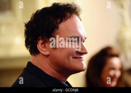 30° Premio annuale del Circolo dei critici cinematografici di Londra - Londra. Quentin Tarantino parla con la stampa ai Critics Circle Awards che si tengono presso il Landmark Hotel di Londra. Foto Stock