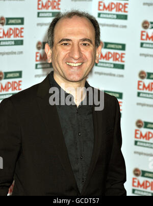 Armando Iannucci arriva al Jameson Empire Awards 2010 che si tiene al Grosvenor House Hotel nel centro di Londra. Foto Stock