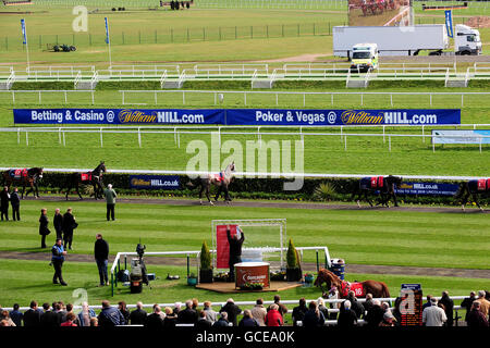 Horse Racing - Doncaster scudo giorno - Doncaster Racecourse Foto Stock