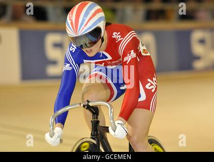 Il Victoria Pendleton della Gran Bretagna in azione durante il terzo giorno di I campionati mondiali di ciclismo su pista presso la Ballerup Arena Foto Stock