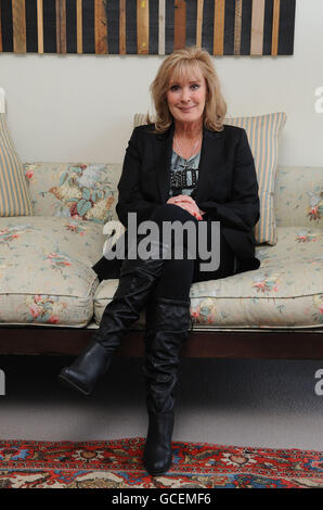 Beverley Callard autobiografia lancio Foto Stock