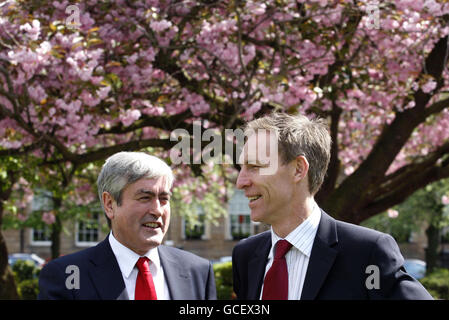 2010 elezioni generali conseguenze Foto Stock