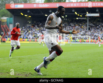 Calcio - Coca-Cola Football League One - Charlton Athletic / Leeds United - The Valley. Akpo Sodje di Charlton Athletic festeggia il raggiungimento dell'unico obiettivo del gioco Foto Stock