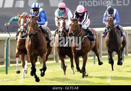 Horse Racing - La riunione di Craven - Giorno 1 - Newmarket Racecourse Foto Stock