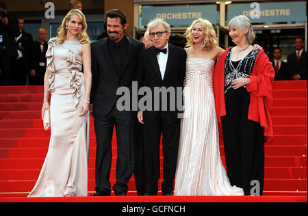 63a Cannes Film Festival - SI INCONTRANO A Tall Dark straniero lo screening Foto Stock