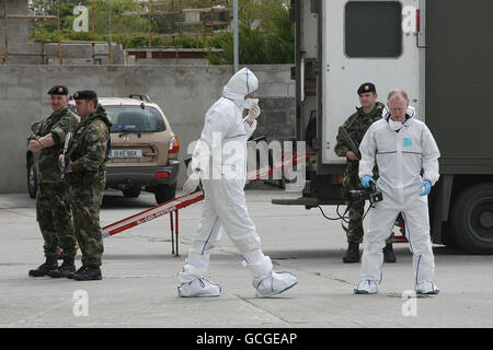 Lanciarazzi trovato in lock-up Foto Stock