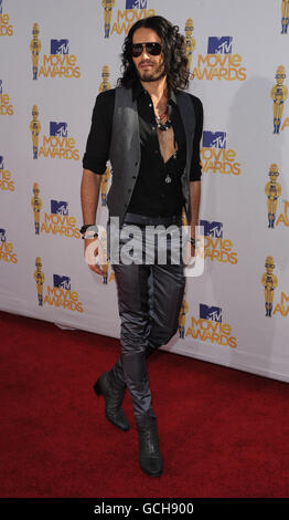 Russell Brand arriva per i MTV Movie Awards 2010, Universal Studios, Los Angeles. PREMERE ASSOCIAZIONE foto. Data foto: Domenica 6 giugno 2010. Il credito fotografico dovrebbe essere: Filo PA Foto Stock