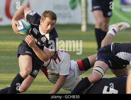 Rugby Union - IRB Nations Cup - Scozia A / Georgia - Stadional Arcul de Triumf - Bucarest. Greig Laidlaw (a sinistra) in azione durante la Coppa delle nazioni IRB allo Stadional Arcul de Triumf di Bucarest. Foto Stock