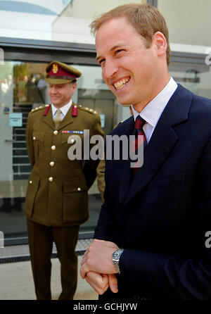 Il principe William apre il centro di riabilitazione Foto Stock