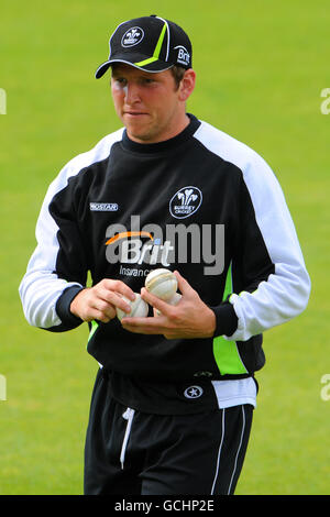 Cricket - Friends provident Twenty20 - Surrey v Gloucestershire - The Brit Oval. Garry Wilson, Surrey Foto Stock