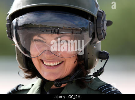 Lorraine Kelly supporta le Forze Armate Foto Stock