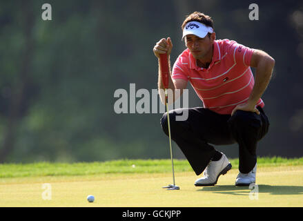 Golf - BMW PGA Championship 2010 - Day Two - Wentworth Golf Club. Inghilterra Nick Dougherty Foto Stock