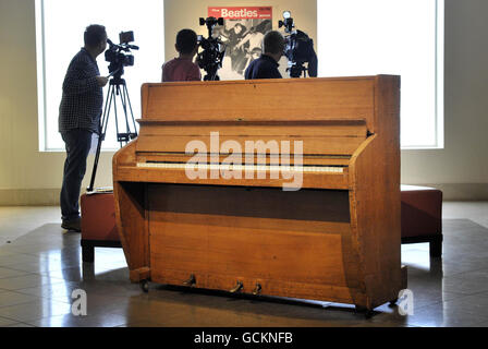 Il piano utilizzato dai Beatles per andare sulla vendita Foto Stock