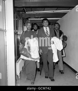 Il pugilato - Muhammad Ali - Aeroporto di Heathrow Foto Stock