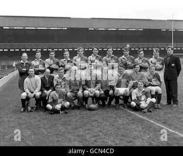 Back Row, da L a R: M H R King, G N A Paterson, J J McPartlin, J G Willcox, J S Abbott, A J Todman, B L Spence, G C Murray, P J Fuller, H Eden e J S M Scott. Seduta, da L a R: R A M Whyte, H J Gould, R M Bartlett, Sir Wavell Wakefield, MP., R W D Marques, D K Brooks, J D Currie, D B Gardiner e A H M Hoare. A terra, da L a R: S J Coles e M L Grant. Foto Stock