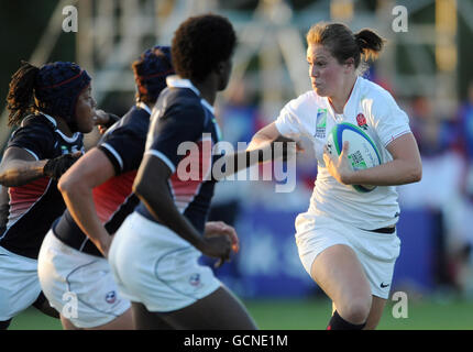 Il Rugby - Coppa del mondo femminile - Pool B - Inghilterra e Stati Uniti d'America - Surrey Sports Park Foto Stock