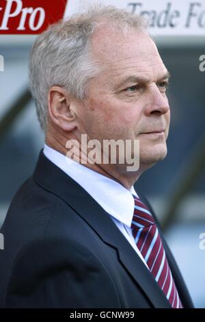 Calcio - Barclays Premier League - Aston Villa v Everton - Villa Park. Kevin MacDonald, responsabile della carriera di Aston Villa Foto Stock