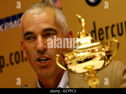 Golf - 38th Ryder Cup - Europa v USA - STATI UNITI D'AMERICA arrivo e conferenza stampa - Aeroporto di Cardiff Foto Stock