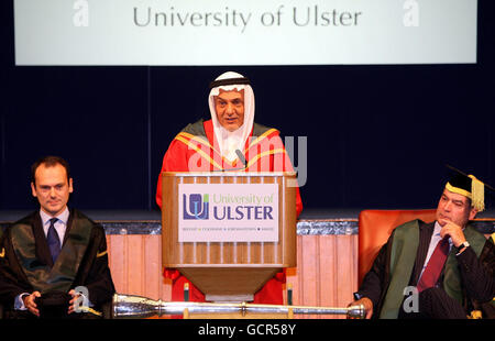 Il Principe Turki bin Faisal al Saud dell'Arabia Saudita parla all'Università di Ulster a Jordanstown. Foto Stock