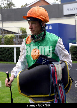 Horse Racing - Quarto CAMRA annuale del Festival della birra - Giorno 1 - Ascot Racecourse Foto Stock