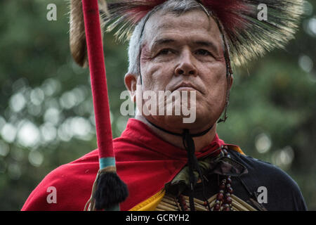 Onorato veterano a Kiowa Blackleggings società guerriera Pow-wow. Anadarko, Oklahoma, U.S.A. Foto Stock