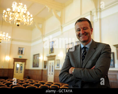 Richard Thompson, nuovo presidente di Surrey CCC presso la Brit Insurance Ovale Foto Stock